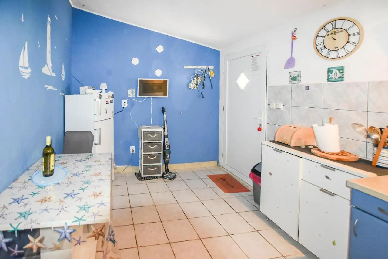 Villa House Vagabond Tkon